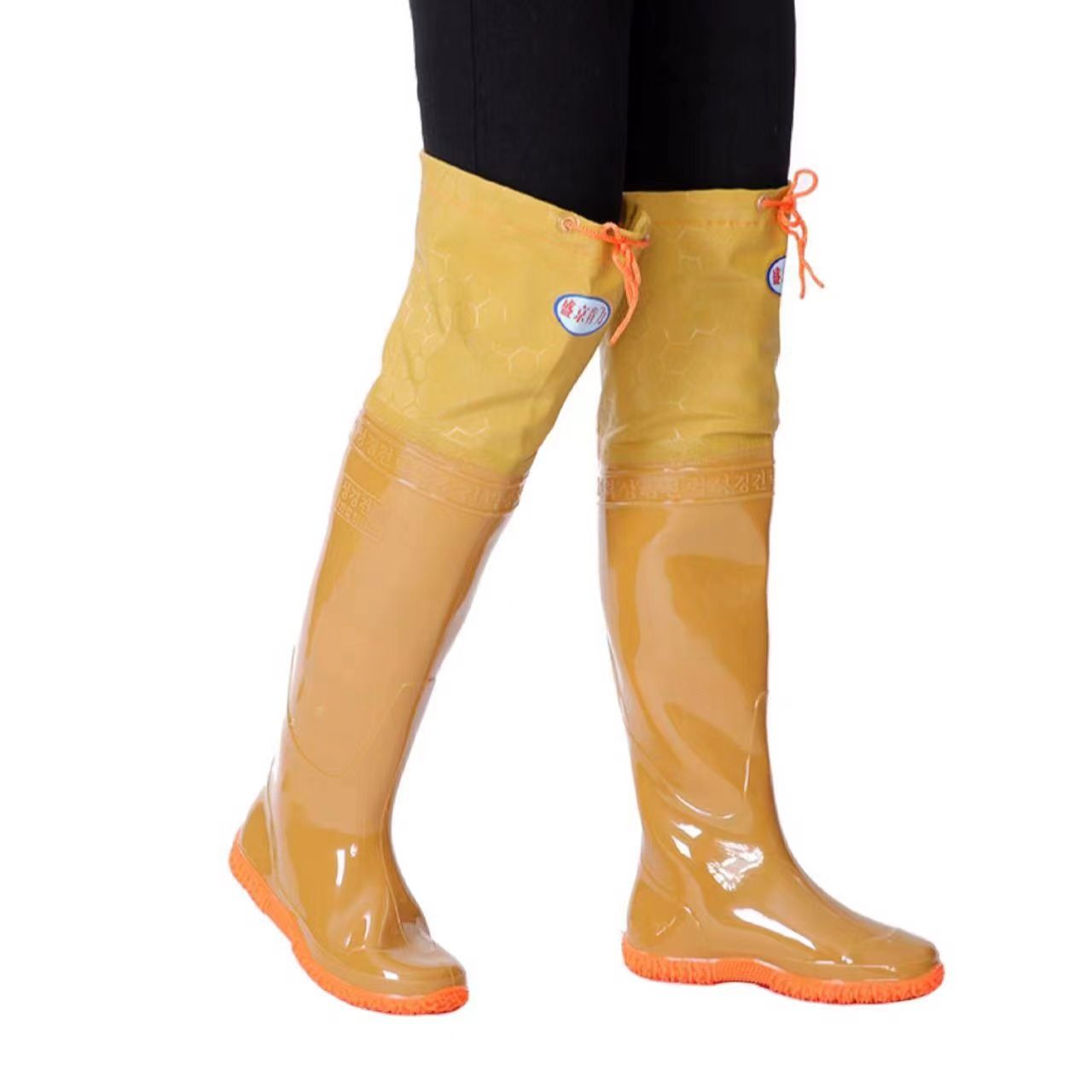 أحذية زراعية طويلة فوق الركبة  - مراجعة Fishing Waders وسعره